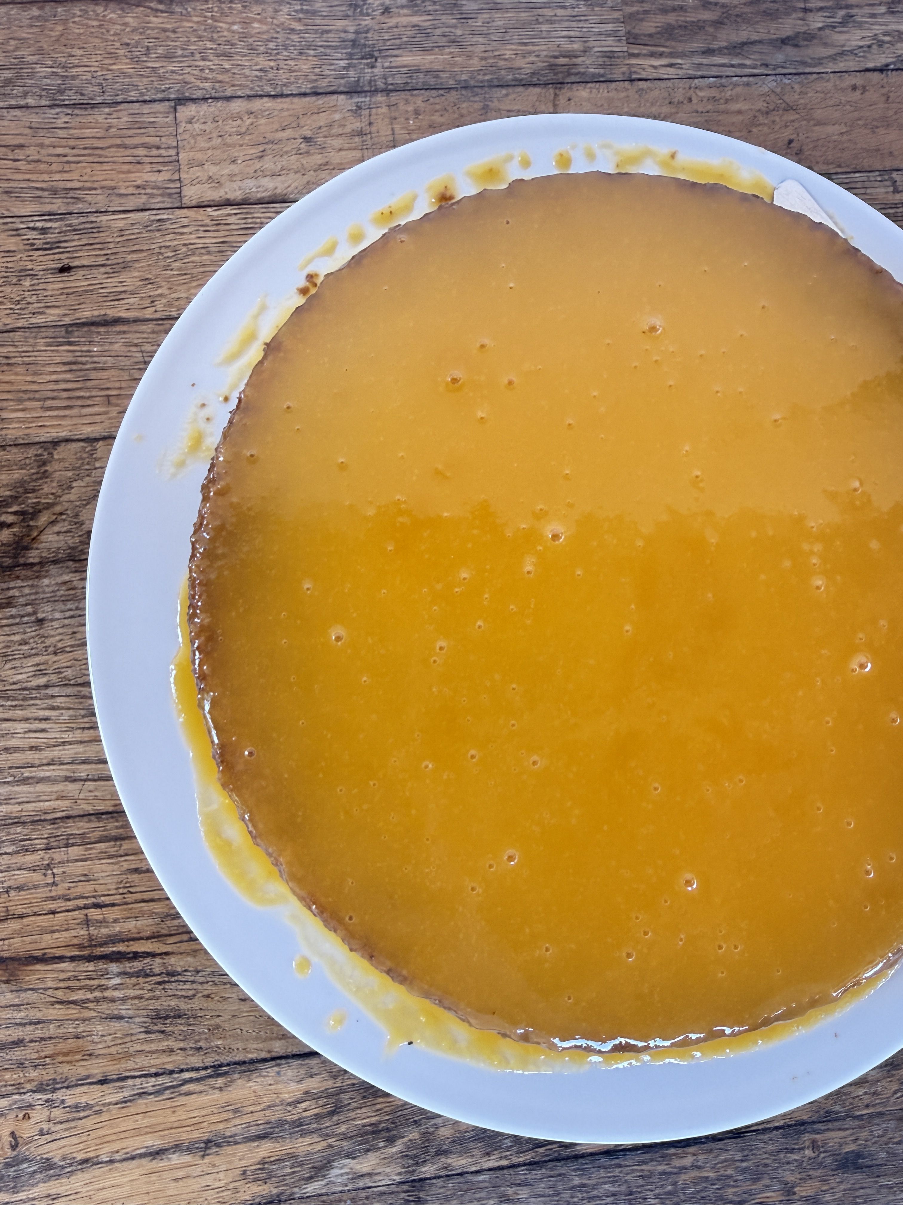 Bolo de amêndoas e nozes com ovos moles: receita da mãe de Pedro que chega ao menu do Broto apenas em ocasiões especiais • Tina Bini