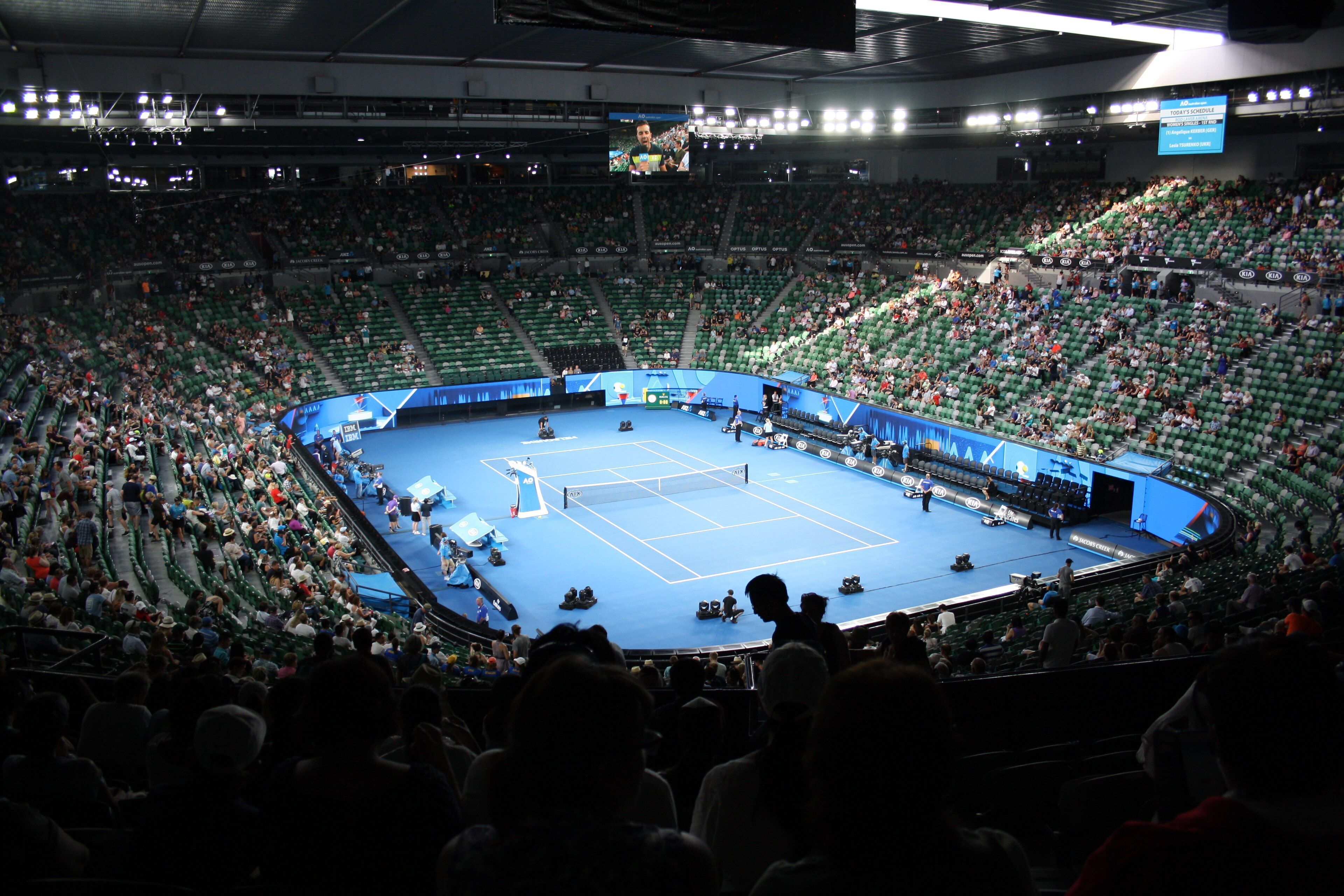 Rod Laver Arena, principal estádio do Australian Open, recebe partidas durante o primeiro Grand Slam do ano • Pulv/Wikimedia Commons/CC BY-SA 3.0