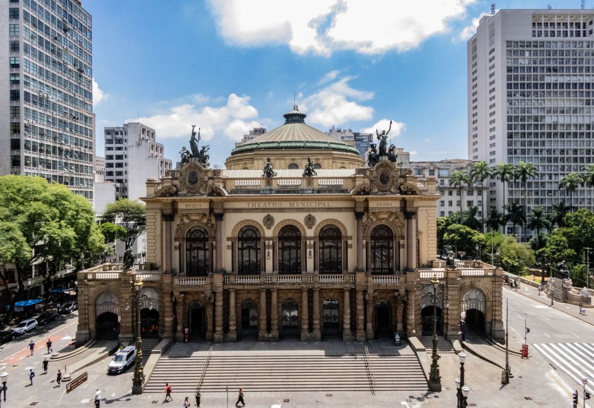 Edificação imponente de São Paulo, MASP já foi refúgio da elite com vista para o Vale do Anhangabaú