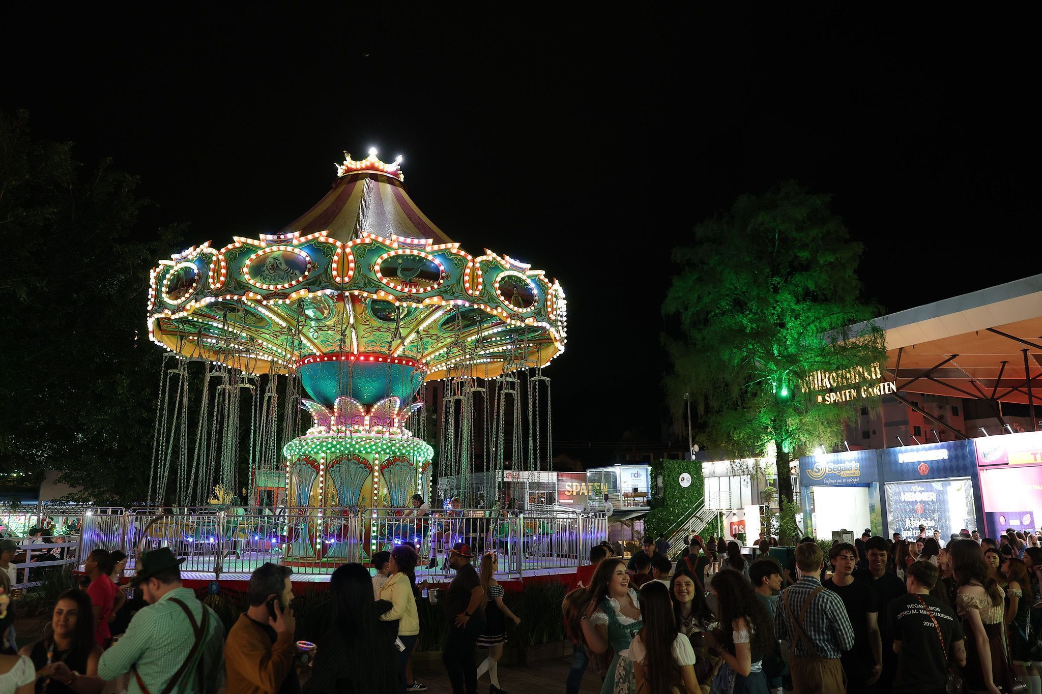 Além das atrações culturais e gastronômicas, brinquedos são opções de lazer que atraem famílias durante a festa • Daniel Zimmermann/Prefeitura Municipal de Blumenau