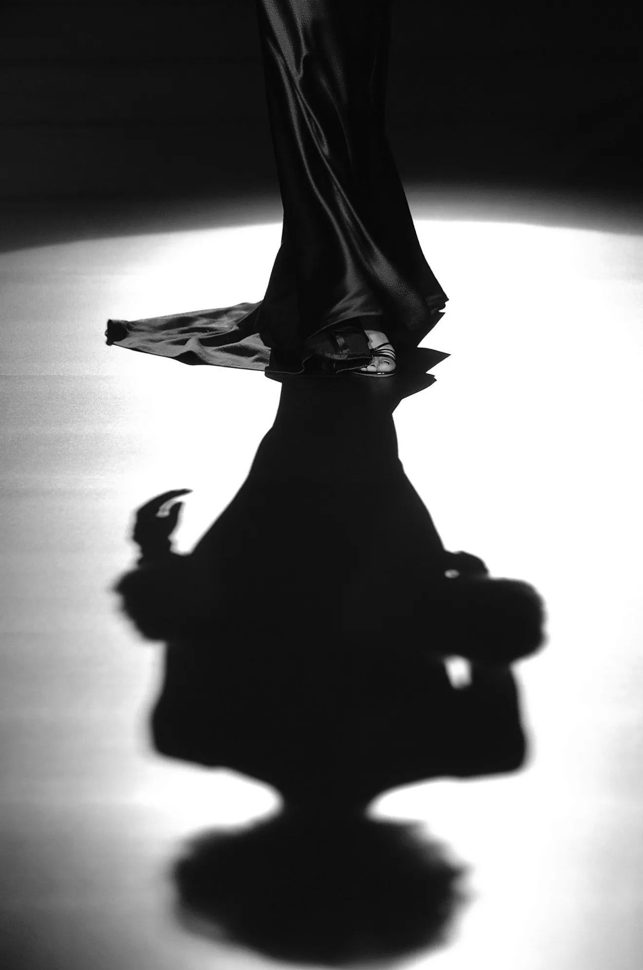Fotografia "SHADOW", de Fernanda Calfat • Fernanda Calfat Nami